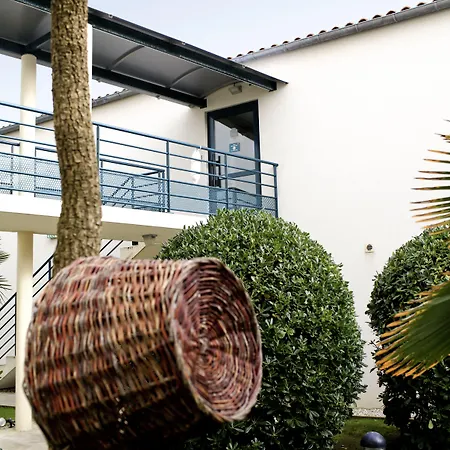 Hotel Centre Gare Les Sables-dʼOlonne