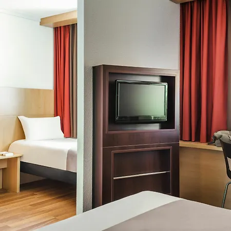 Centre Gare Hotel 3*