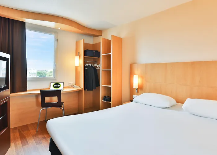 Centre Gare Hotel 3*