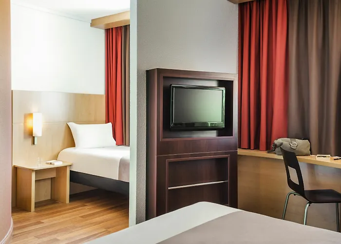 Centre Gare Hotel 3*