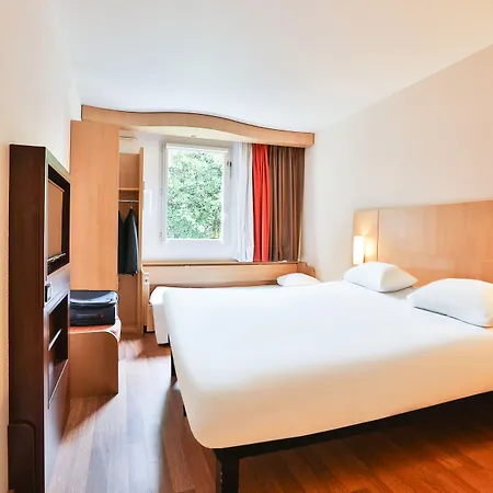 Centre Gare Hotel 3*