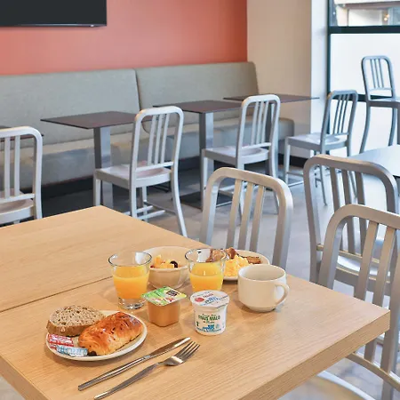 Centre Gare מלון