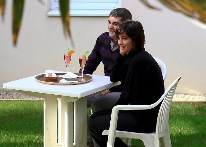 Centre Gare 莱萨布勒-多洛讷