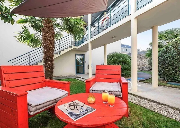 Centre Gare 3* 莱萨布勒-多洛讷